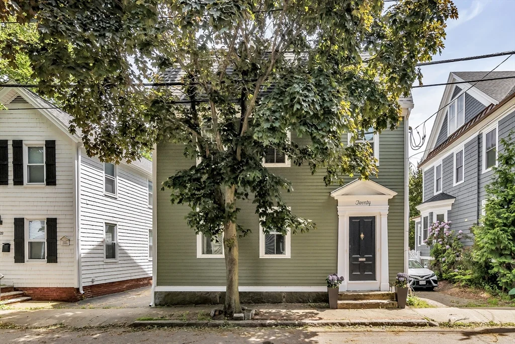 2 bed, 2 bath apartment for rent at 20 Pickman St Unit 2, Glenwood — photo 1 of 40