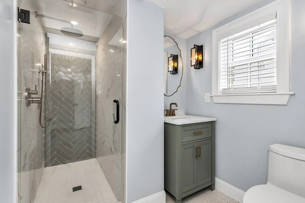 2 bed, 2 bath apartment for rent at 20 Pickman St Unit 2, Glenwood — photo 11 of 40
