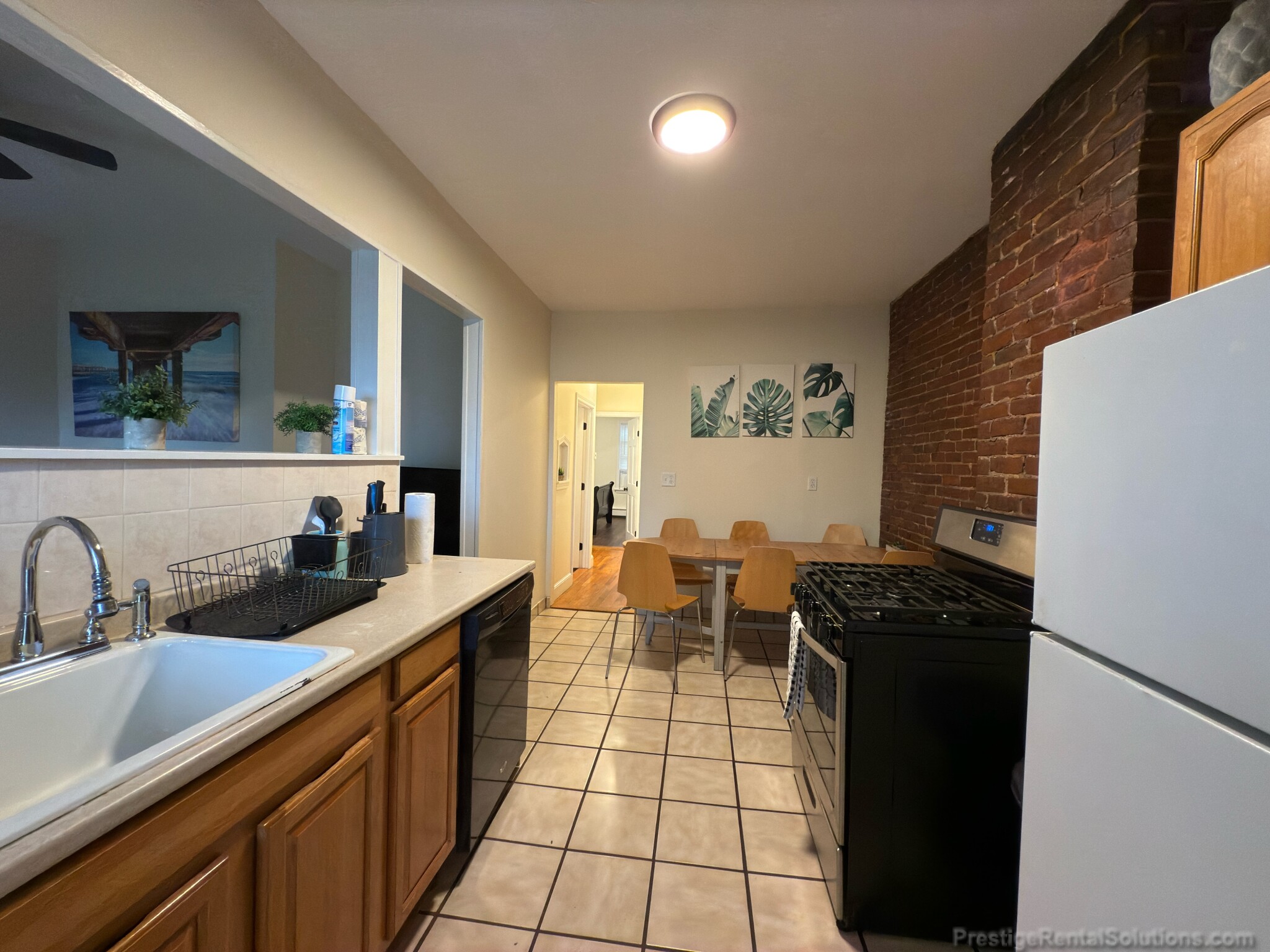 2 bed, 1 bath apartment for rent at 20 Pompeii St Unit 2, Roxbury
