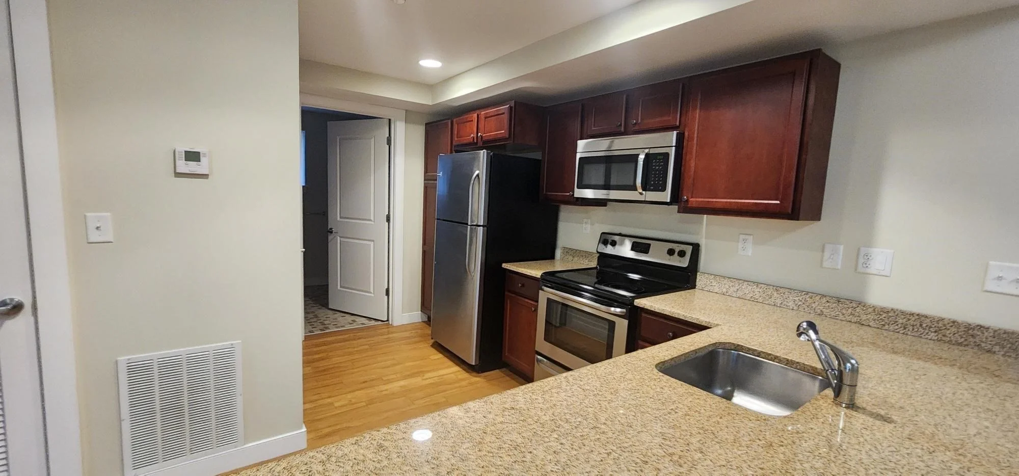 2 bed, 1 bath apartment for rent at 20 Pond St Unit 208A, Braintree — photo 6 of 14