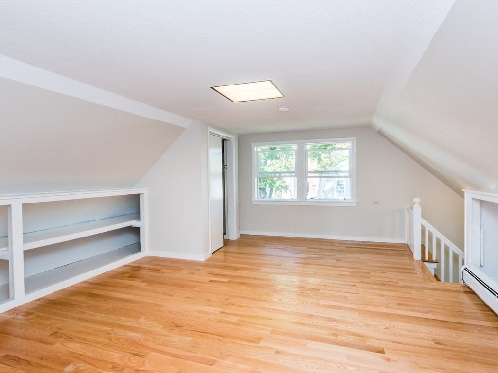 2 bed, 1 bath apartment for rent at 20 Prescott St Unit 2, Salem — photo 5 of 23