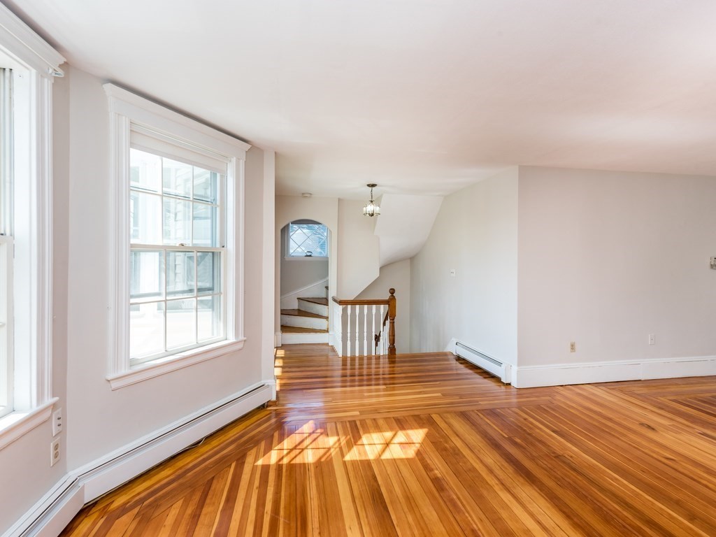 2 bed, 1 bath apartment for rent at 20 Prescott St Unit 2, Salem — photo 13 of 23