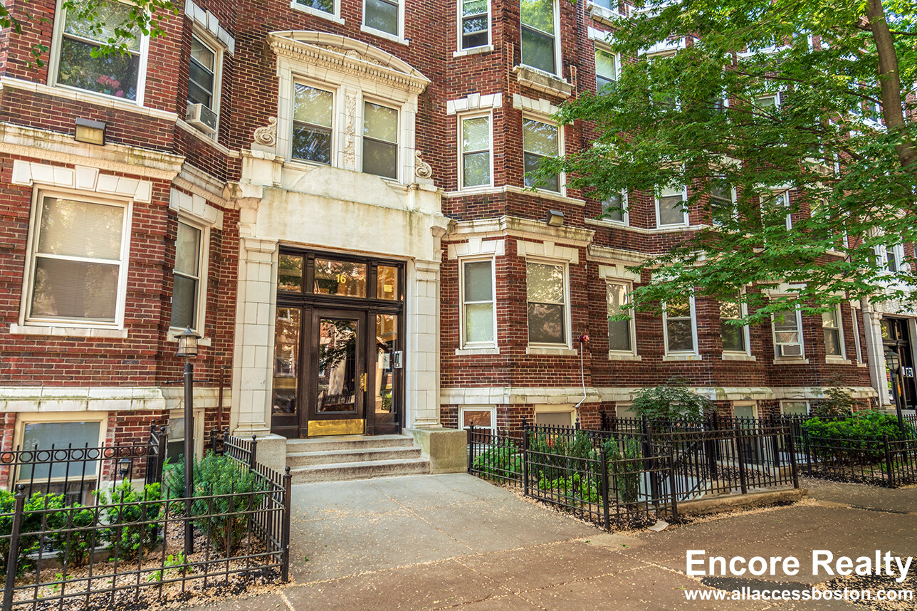 2 bed, 1 bath apartment for rent at 20 Queensberry St Unit 12A, Fenway — photo 8 of 8