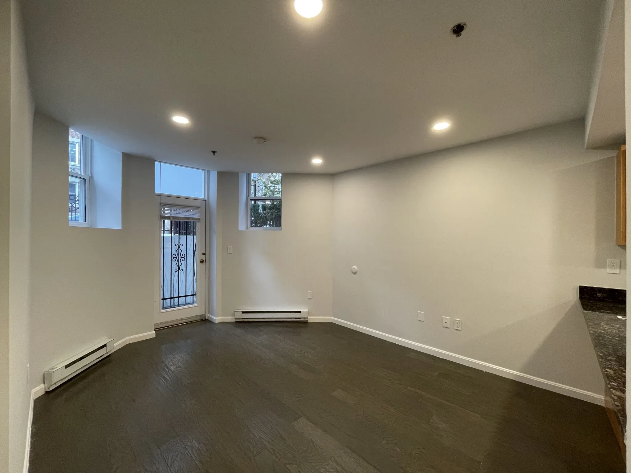 Studio bed, 1 bath apartment for rent at 20 Queensberry St Unit B, Fenway — photo 7 of 17