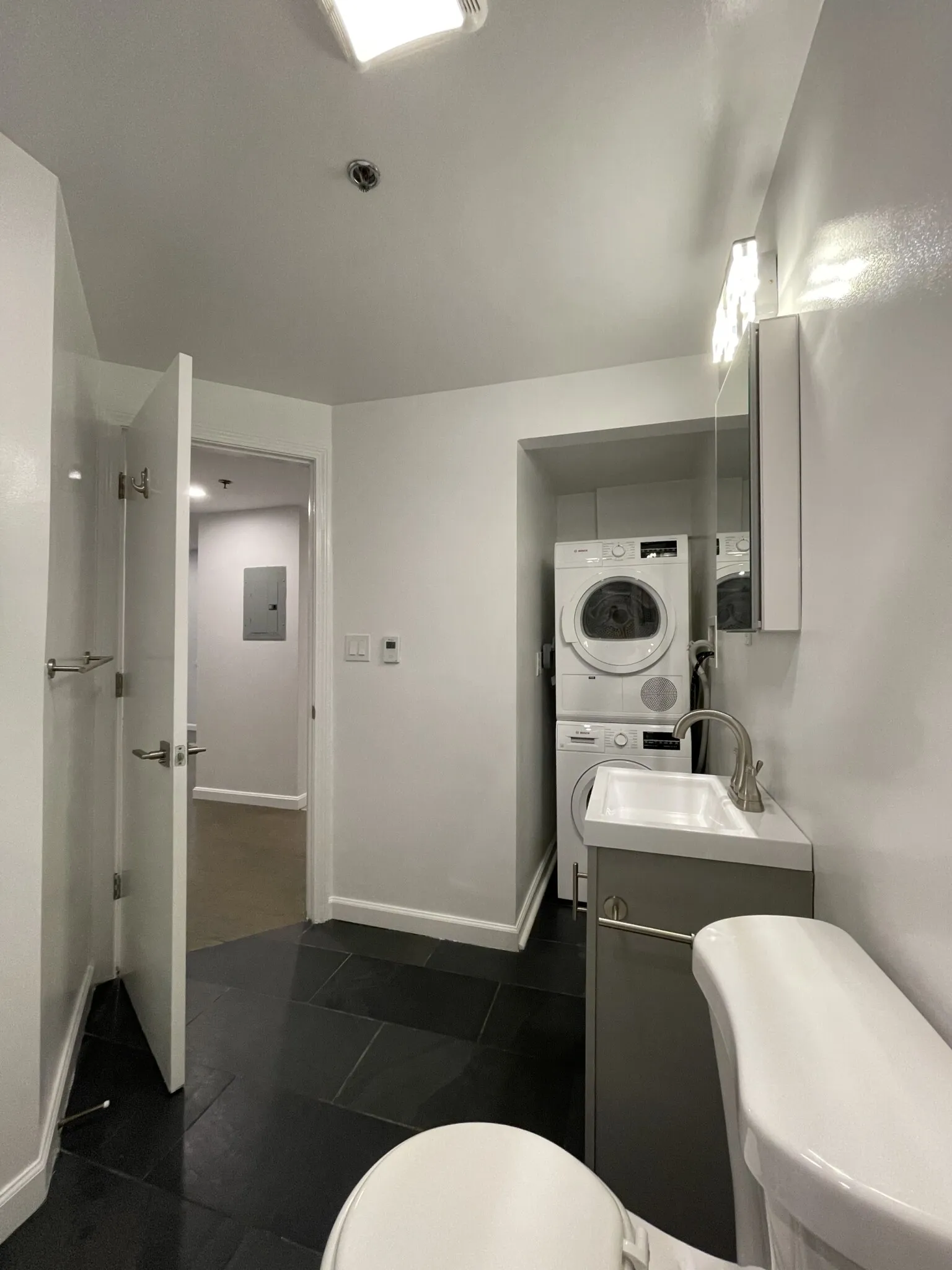 Studio bed, 1 bath apartment for rent at 20 Queensberry St Unit B, Fenway — photo 12 of 17