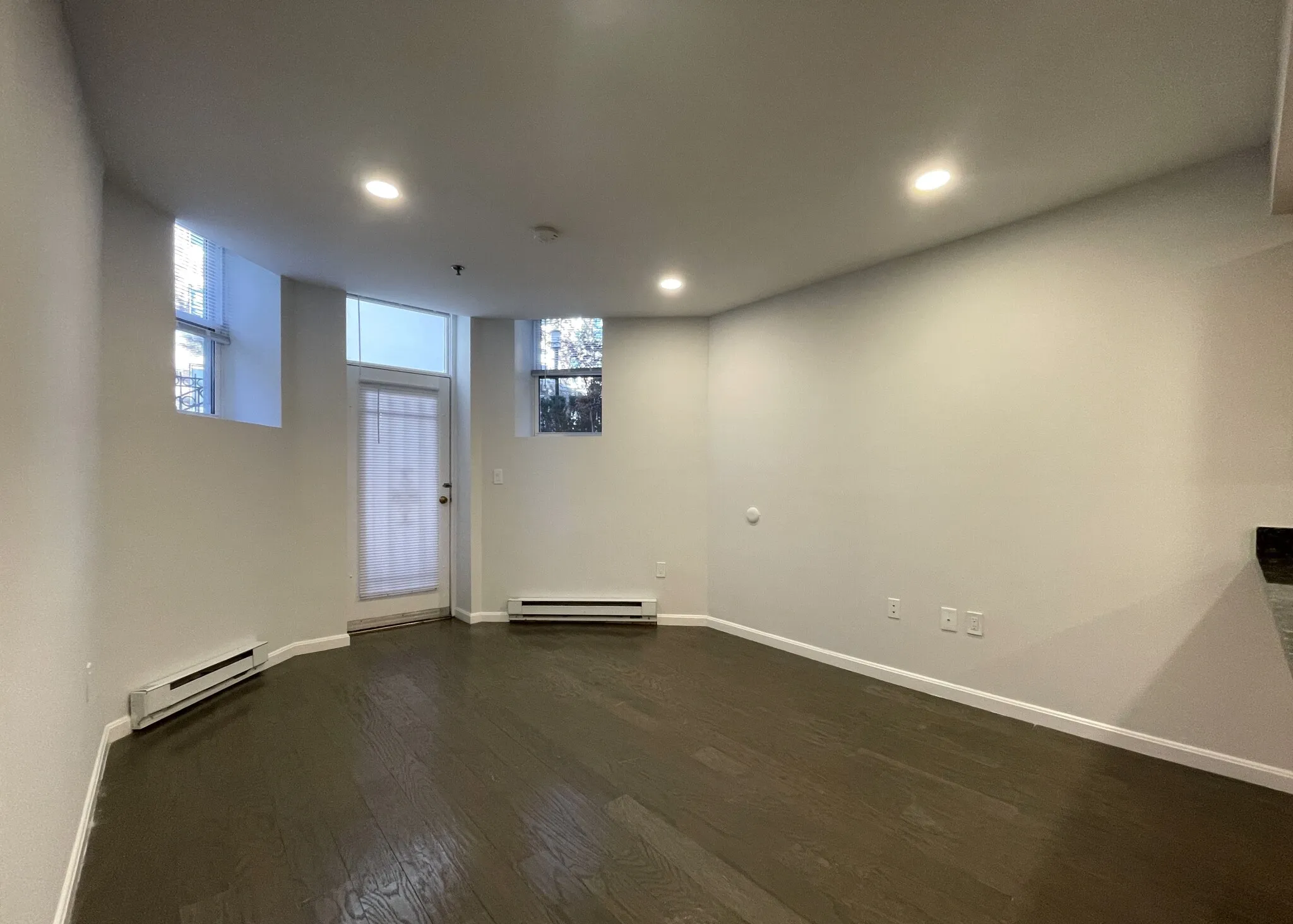 Studio bed, 1 bath apartment for rent at 20 Queensberry St Unit B, Fenway