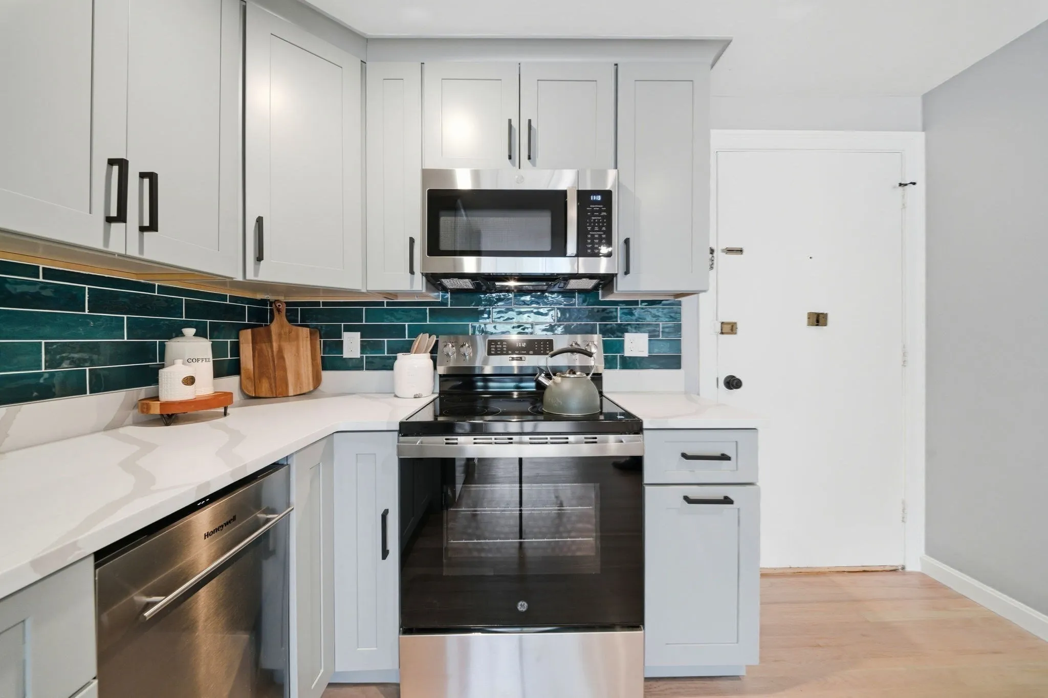 2 bed, 1 bath apartment for rent at 20 Radcliffe Rd Unit 209, Brighton — photo 19 of 24