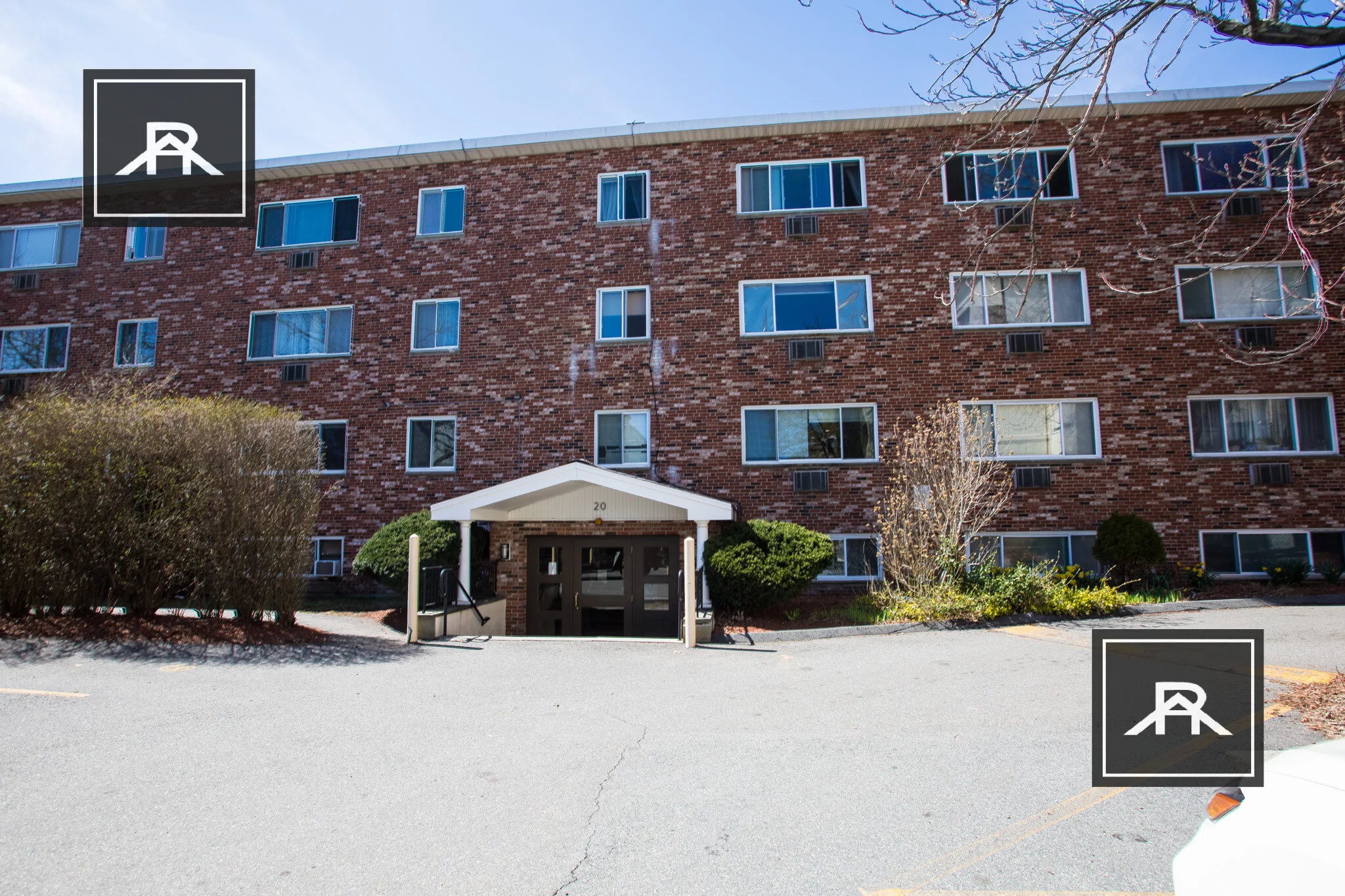 Studio bed, 1 bath apartment for rent at 20 Radcliffe Rd Unit 411, Brighton — photo 16 of 16