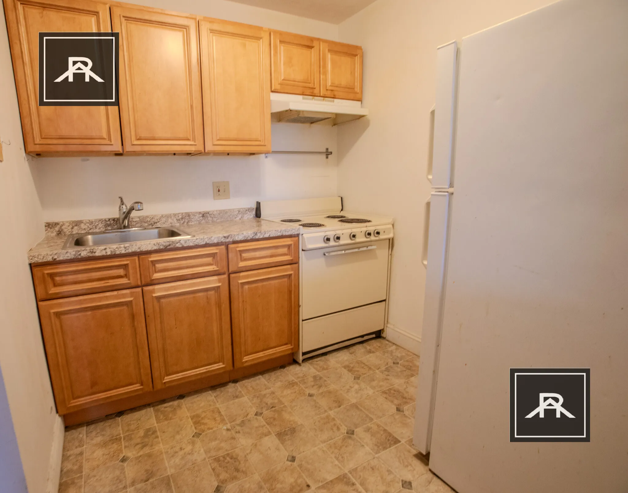 Studio bed, 1 bath apartment for rent at 20 Radcliffe Rd Unit 411, Brighton — photo 2 of 16