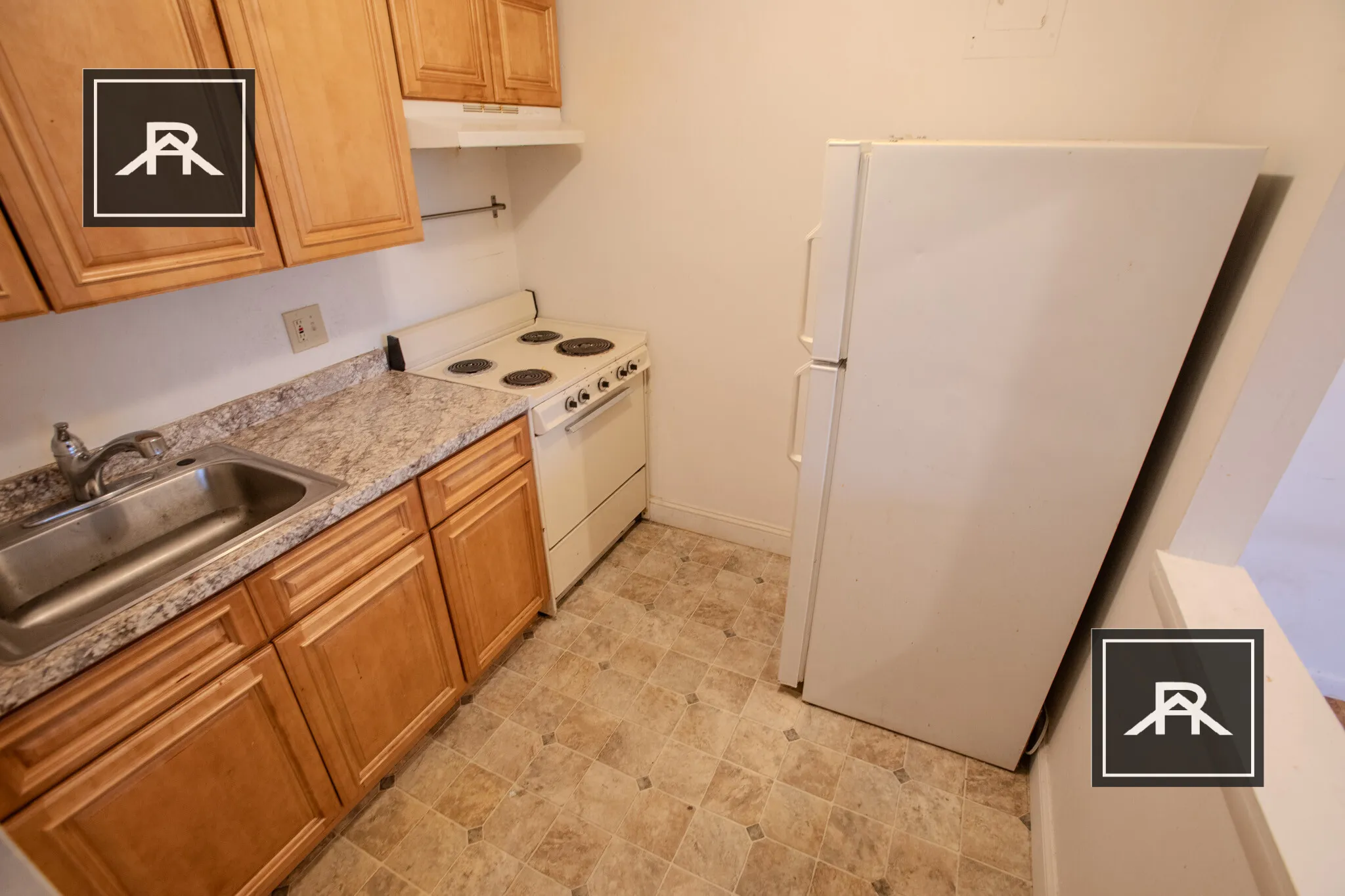 Studio bed, 1 bath apartment for rent at 20 Radcliffe Rd Unit 411, Brighton — photo 8 of 16