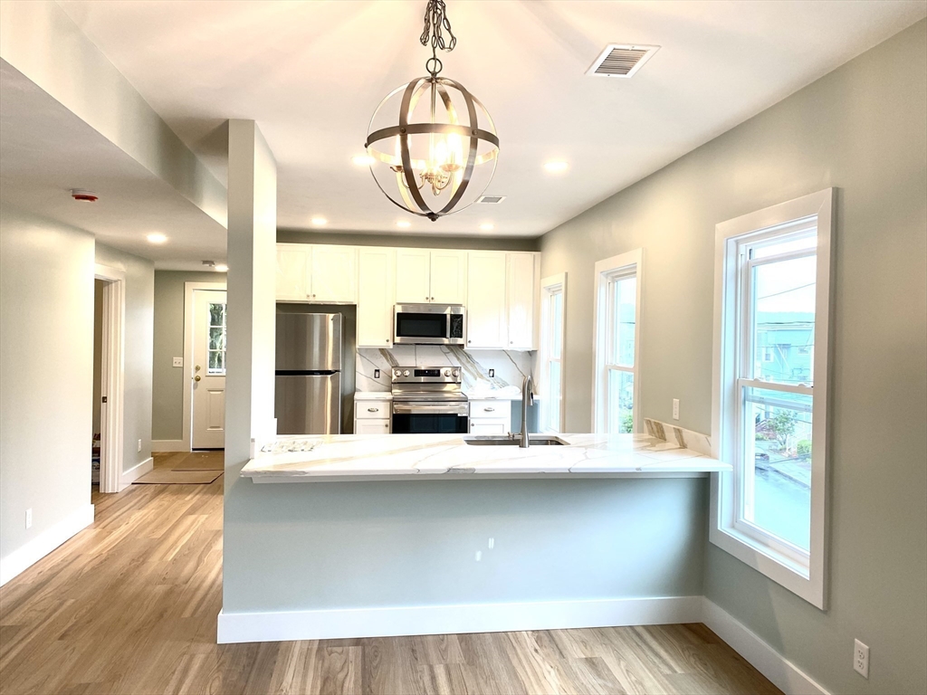 3 bed, 1 bath apartment for rent at 20 Reeves St Unit 2, Quinsigamond Valley — photo 35 of 41