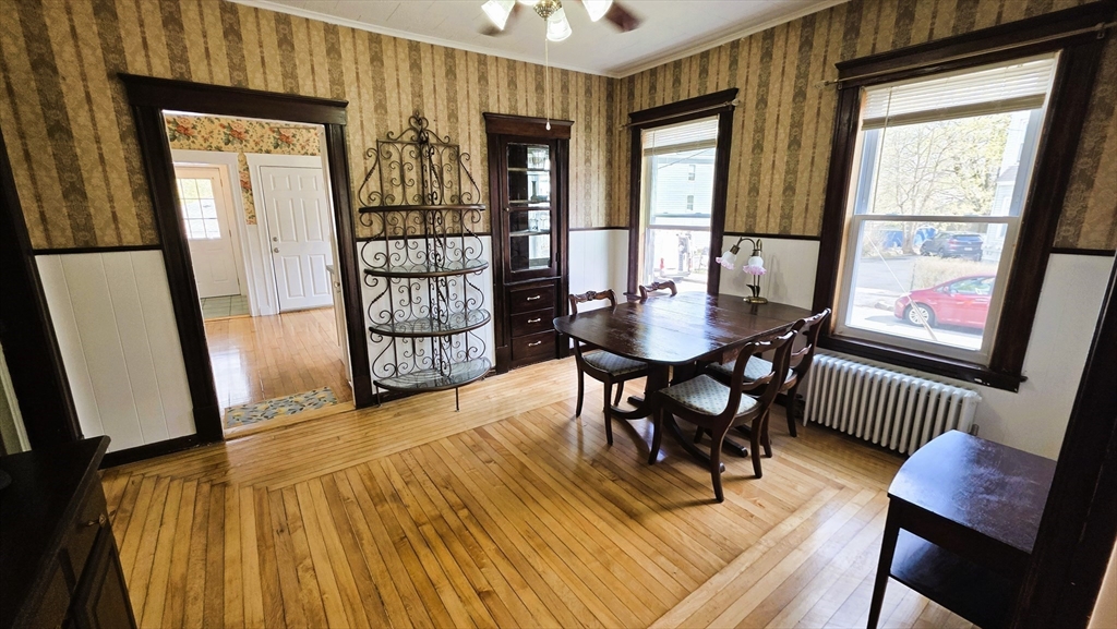 3 bed, 1 bath apartment for rent at 20 Reeves St Unit 2, Quinsigamond Valley — photo 14 of 41
