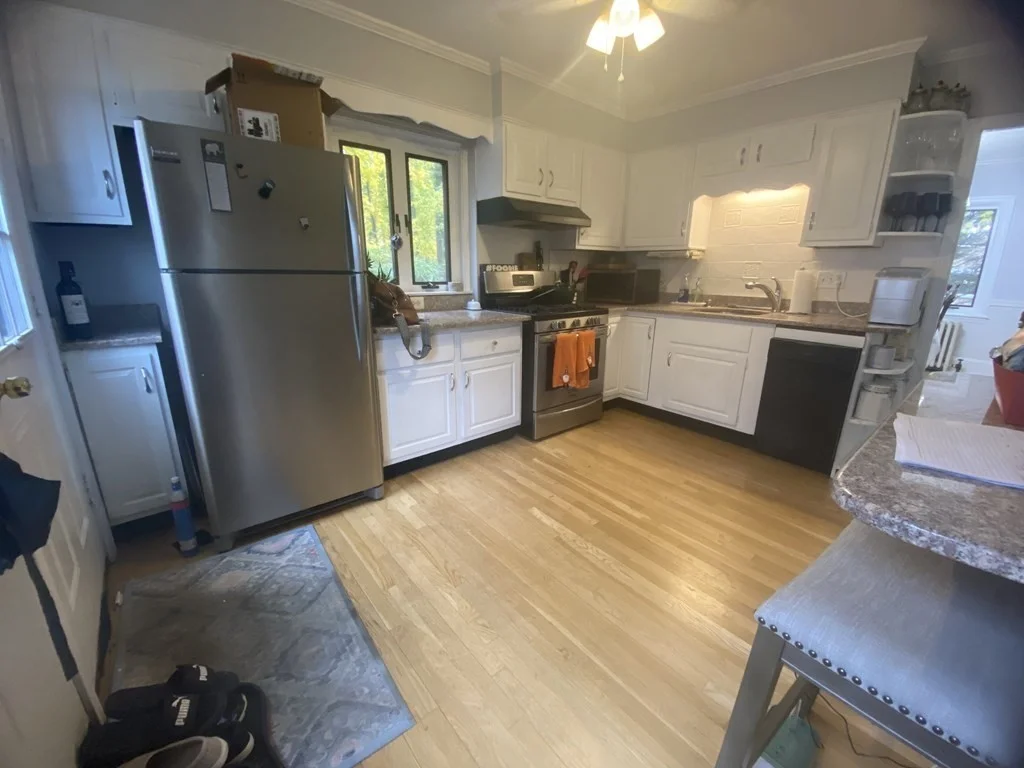 3 bed, 1 bath apartment for rent at 20 Richards Rd, Weymouth — photo 2 of 10