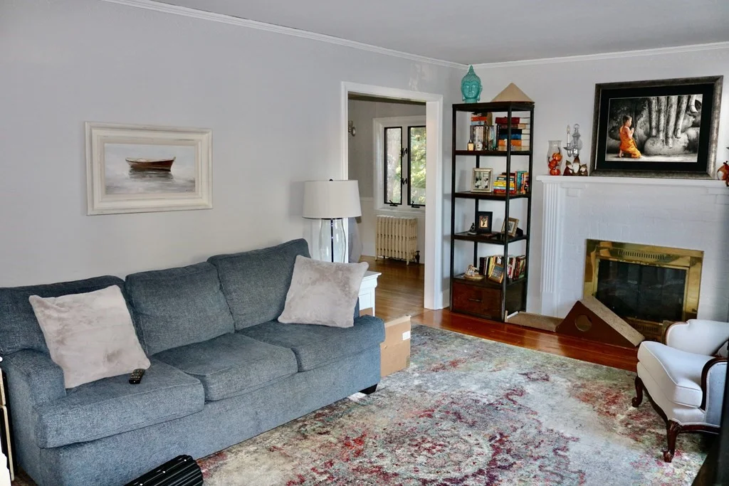 3 bed, 1 bath apartment for rent at 20 Richards Rd, Weymouth — photo 3 of 10