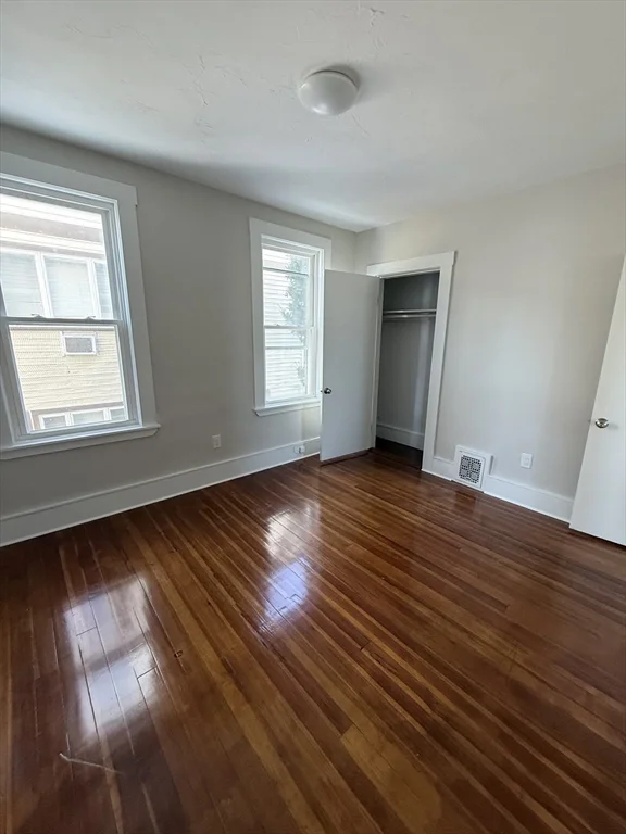 3 bed, 1 bath apartment for rent at 20 Rope St Unit 2, Beverly — photo 4 of 7