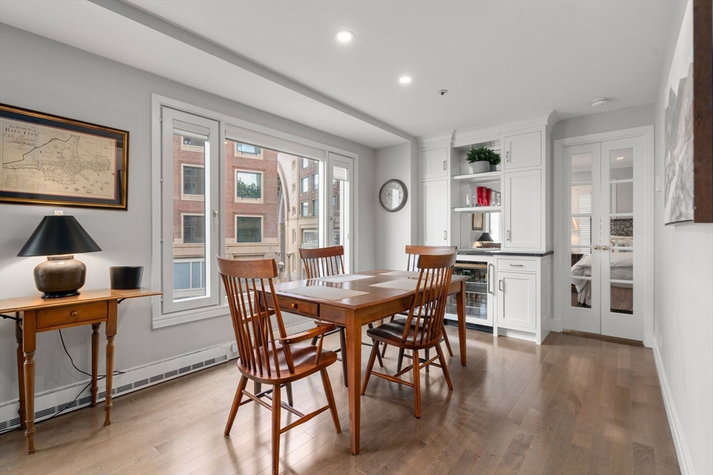 1 bed, 1 bath apartment for rent at 20 Rowes Wharf Unit 302, Waterfront — photo 5 of 16