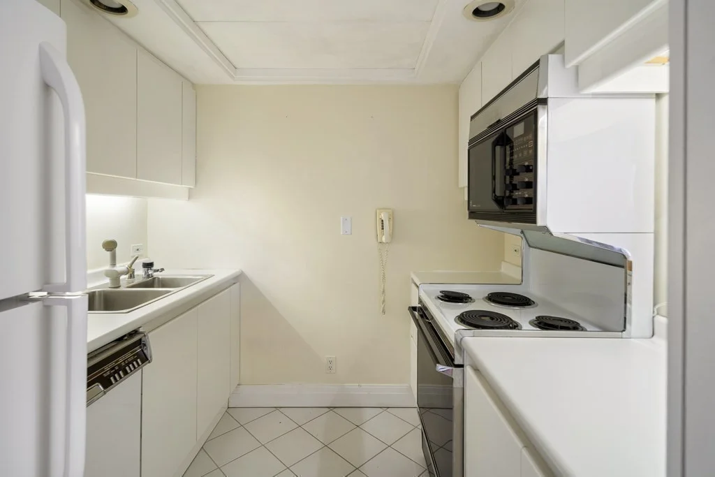 1 bed, 1 bath apartment for rent at 20 Rowes Wharf Unit 503, Waterfront — photo 10 of 20