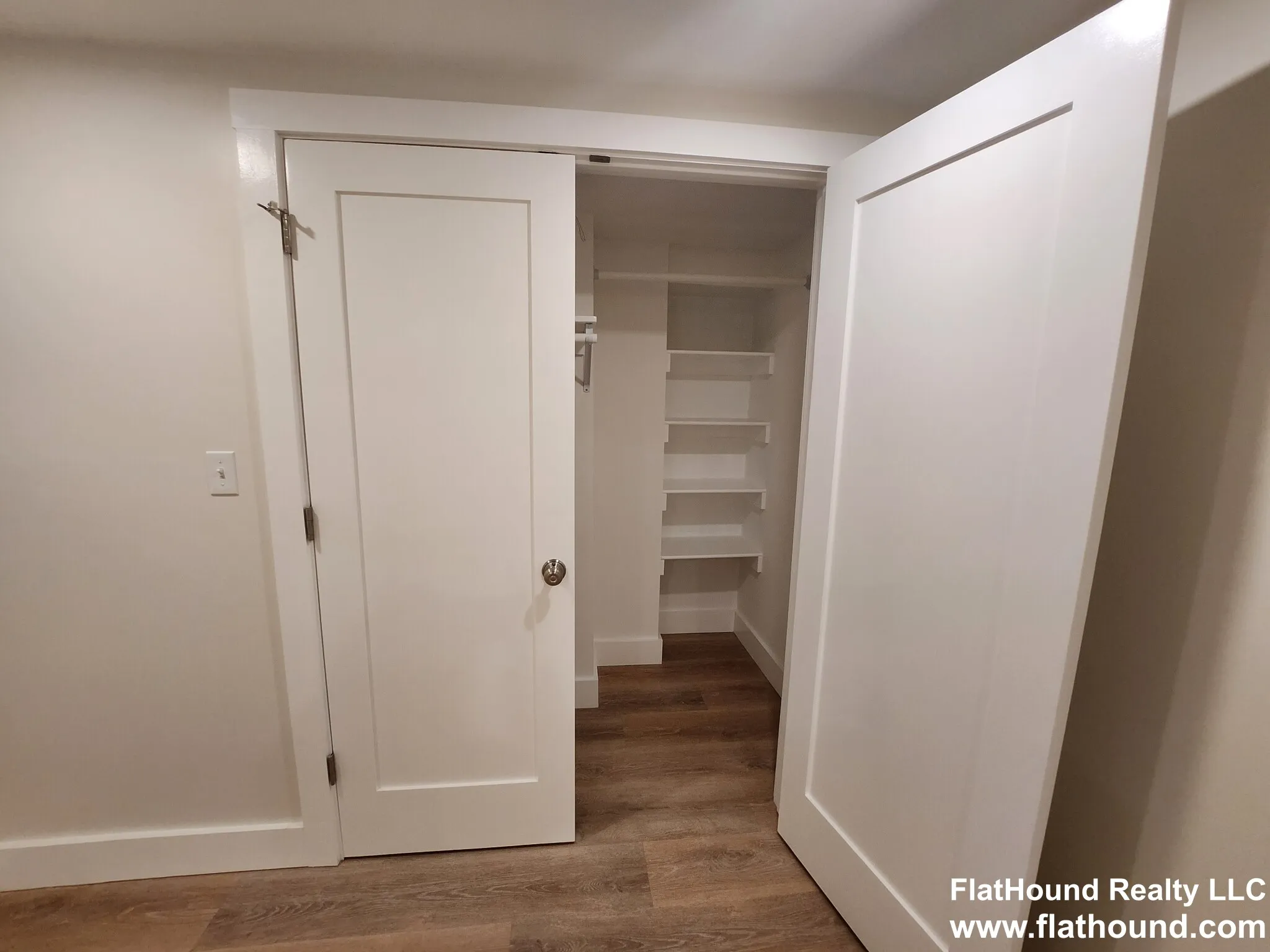 Studio bed, 1 bath apartment for rent at 20 Royce Rd Unit 1B, Brighton — photo 9 of 17