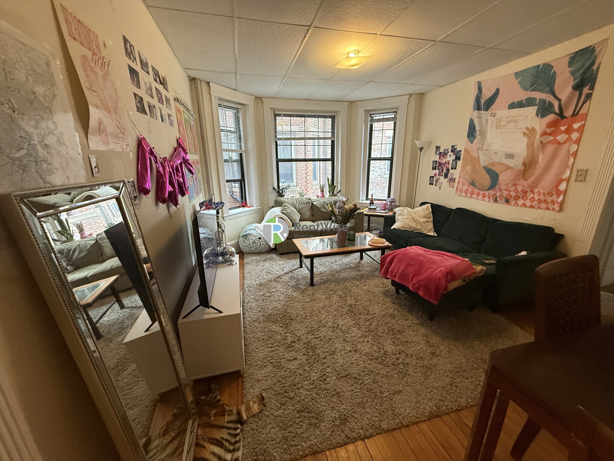 2 bed, 1 bath apartment for rent at 20 Royce Rd Unit 2, Brighton — photo 3 of 10