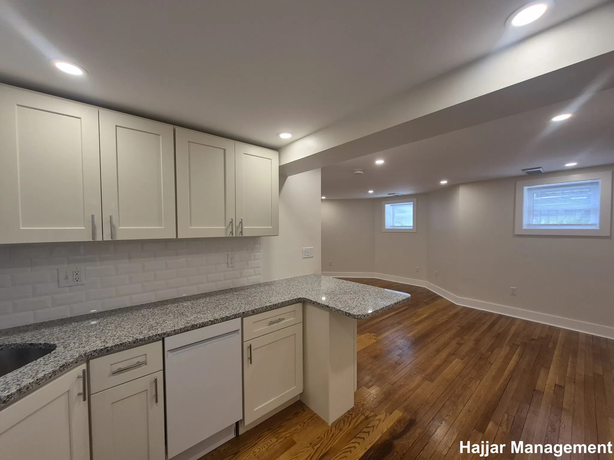 Studio bed, 1 bath apartment for rent at 20 Royce Rd Unit 3B, Brighton — photo 10 of 14