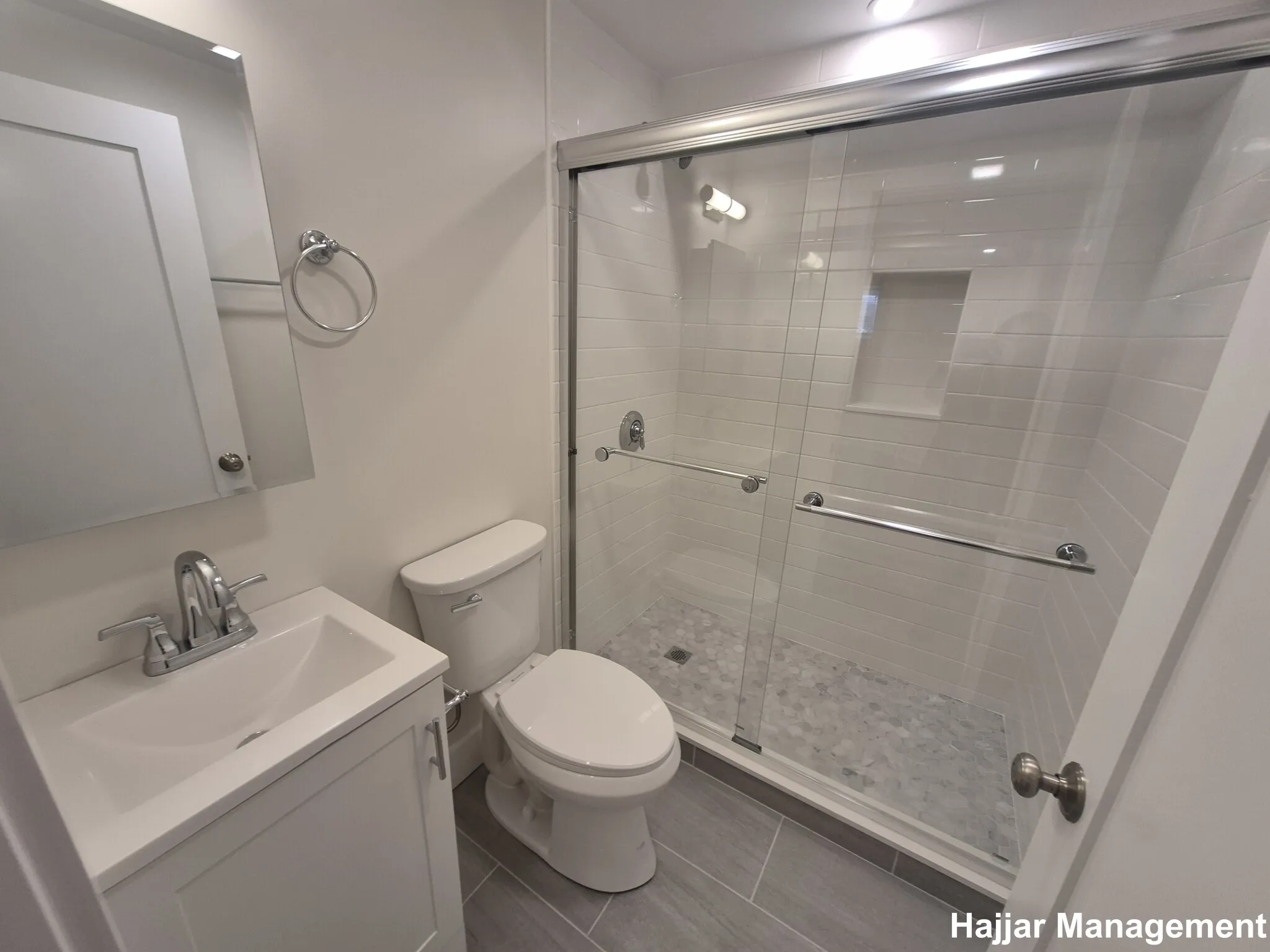 Studio bed, 1 bath apartment for rent at 20 Royce Rd Unit 3B, Brighton — photo 4 of 14