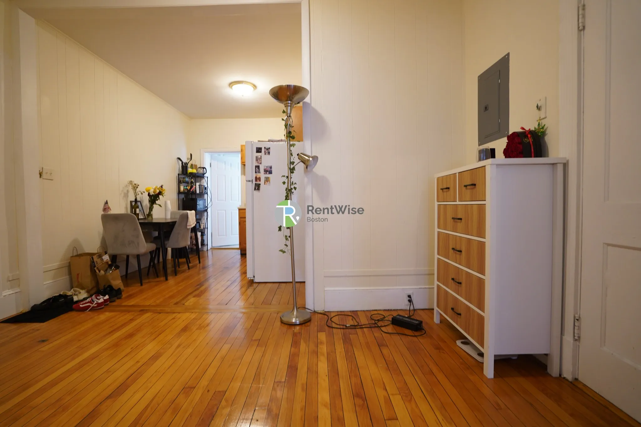 2 bed, 1 bath apartment for rent at 20 Royce Rd Unit 8, Brighton — photo 4 of 18