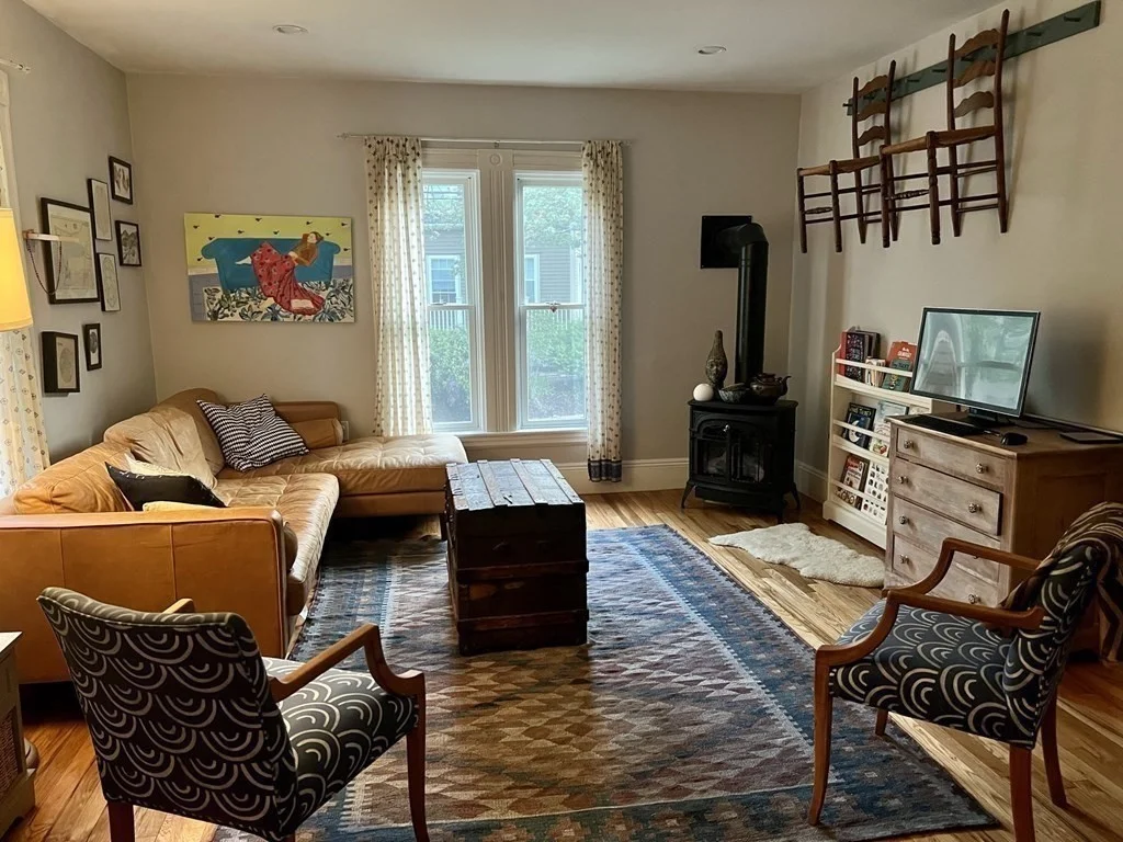 3 bed, 2 bath apartment for rent at 20 Rushmore St Unit 20, Brighton — photo 4 of 19