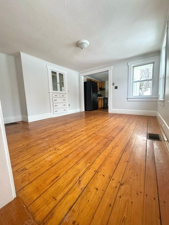 4 bed, 1 bath apartment for rent at 20 S Main St Unit 2, Ashburnham — photo 8 of 25