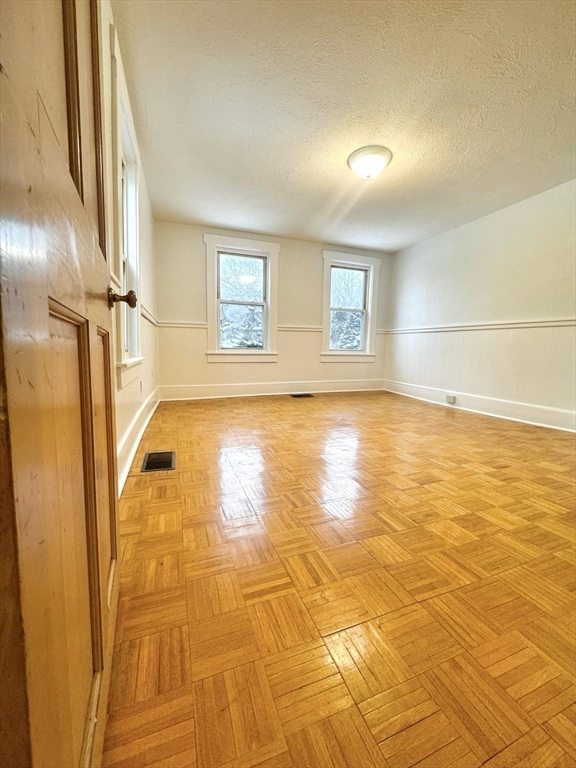 4 bed, 1 bath apartment for rent at 20 S Main St Unit 2, Ashburnham — photo 7 of 25