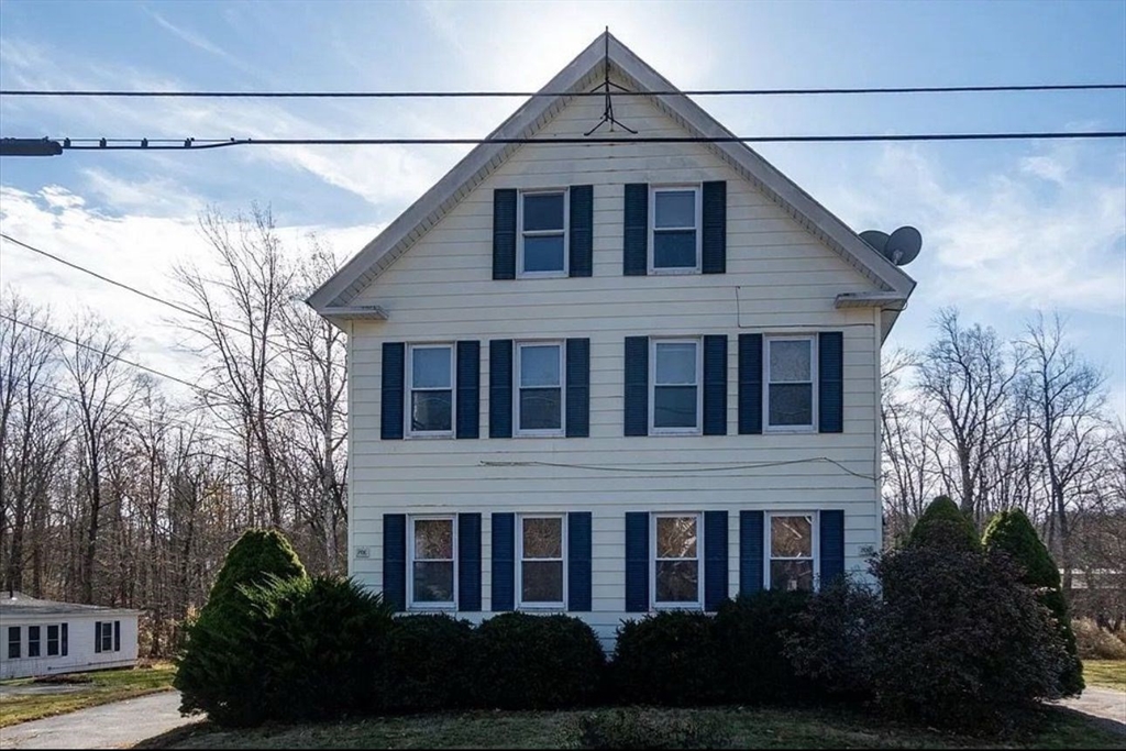 4 bed, 1 bath apartment for rent at 20 S Main St Unit 2, Ashburnham — photo 22 of 25