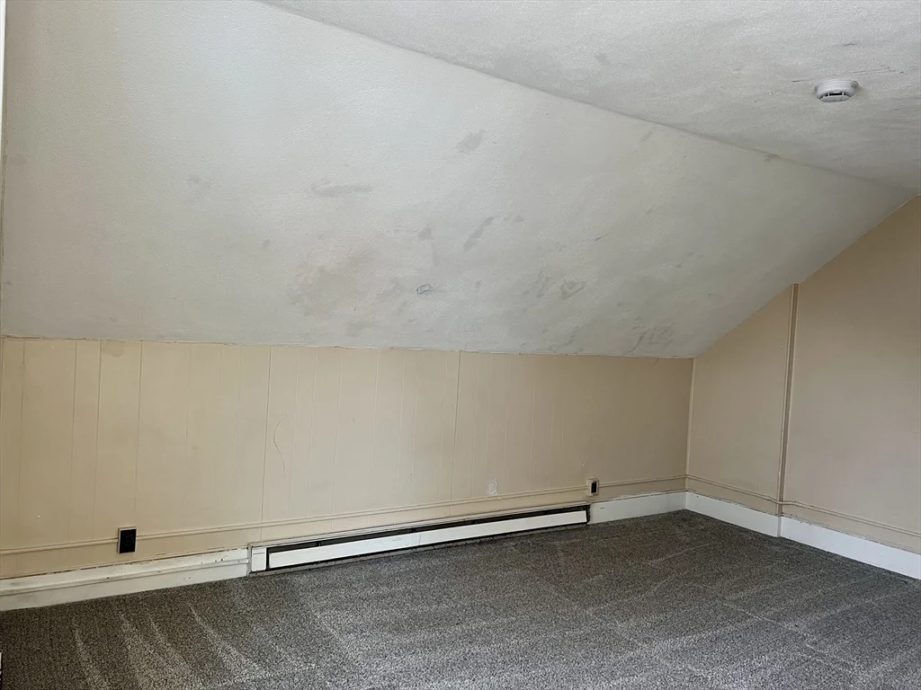 2 bed, 1 bath apartment for rent at 20 Sagamore St Unit 4, Diamond District — photo 5 of 10