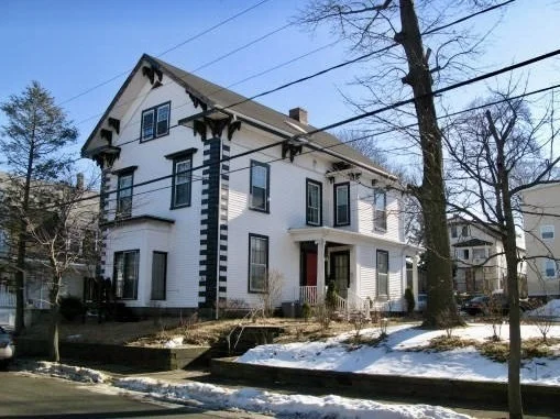 2 bed, 1 bath apartment for rent at 20 Sagamore St Unit 4, Diamond District