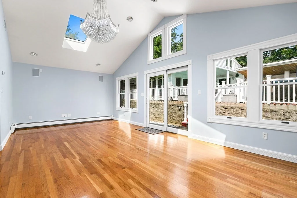 6 bed, 4+ bath apartment for rent at 20 Salman St, West Roxbury — photo 9 of 33