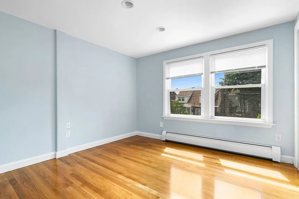 6 bed, 4+ bath apartment for rent at 20 Salman St, West Roxbury — photo 13 of 33
