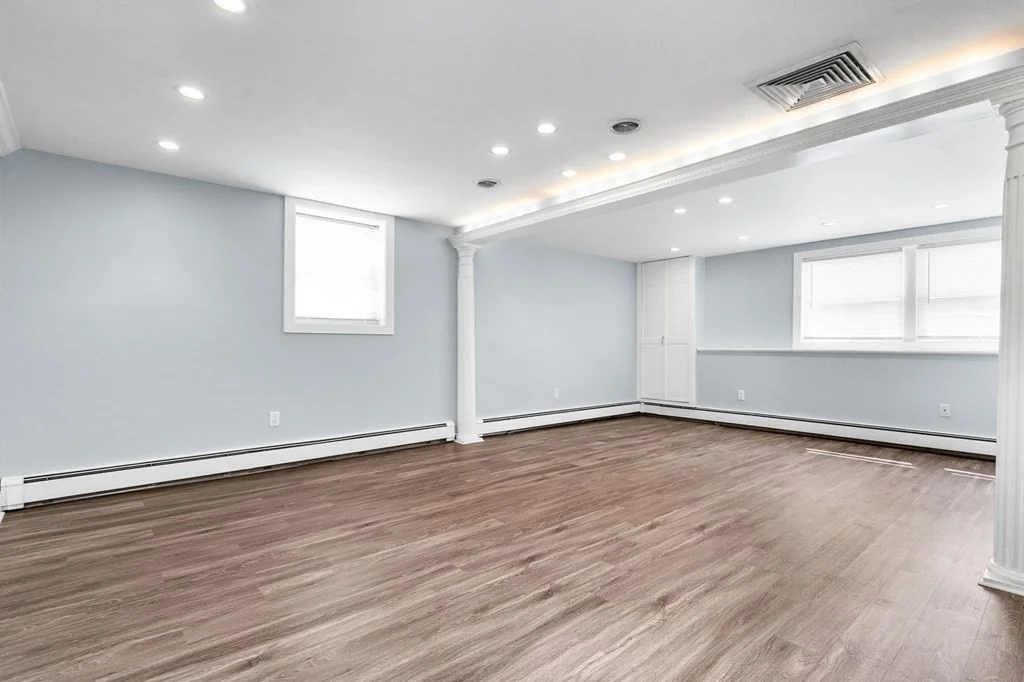 6 bed, 4+ bath apartment for rent at 20 Salman St, West Roxbury — photo 16 of 33