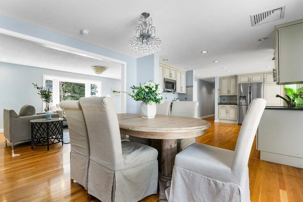 6 bed, 4+ bath apartment for rent at 20 Salman St, West Roxbury — photo 6 of 33