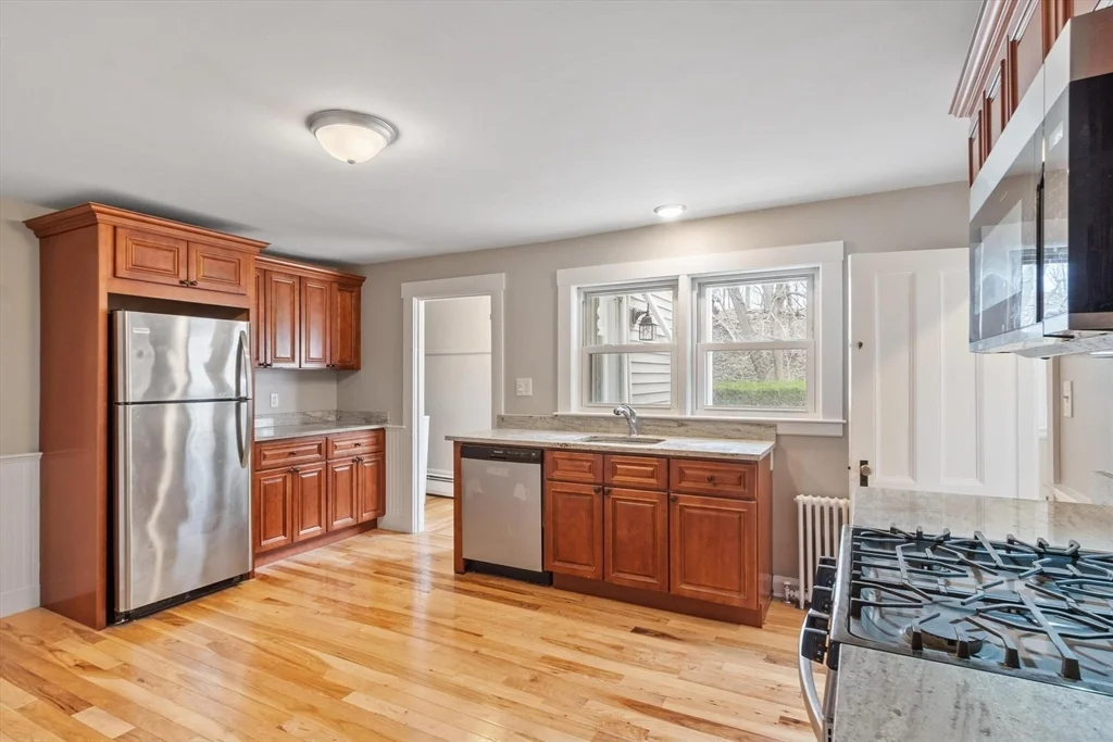2 bed, 1 bath apartment for rent at 20 School St Unit 2, Jackson Square — photo 12 of 26