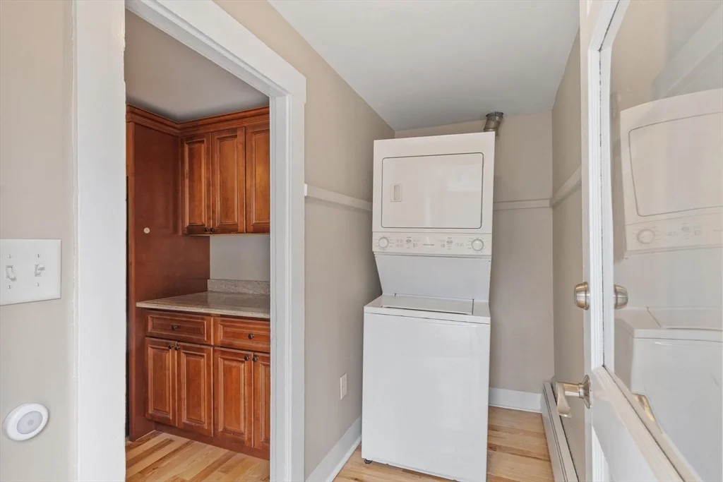 2 bed, 1 bath apartment for rent at 20 School St Unit 2, Jackson Square — photo 14 of 26