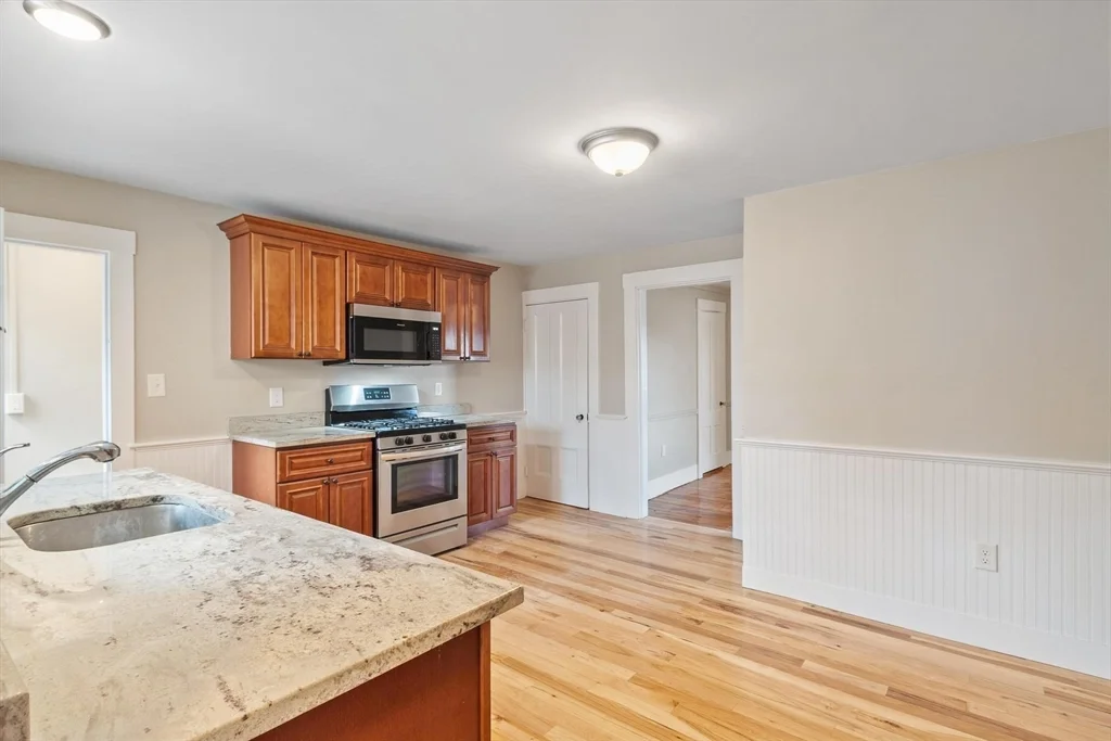 2 bed, 1 bath apartment for rent at 20 School St Unit 2, Jackson Square — photo 13 of 26