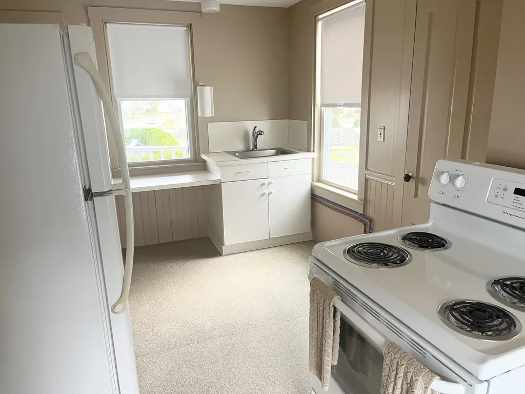 1 bed, 1 bath apartment for rent at 20 School St Unit 2, Whitman — photo 5 of 17