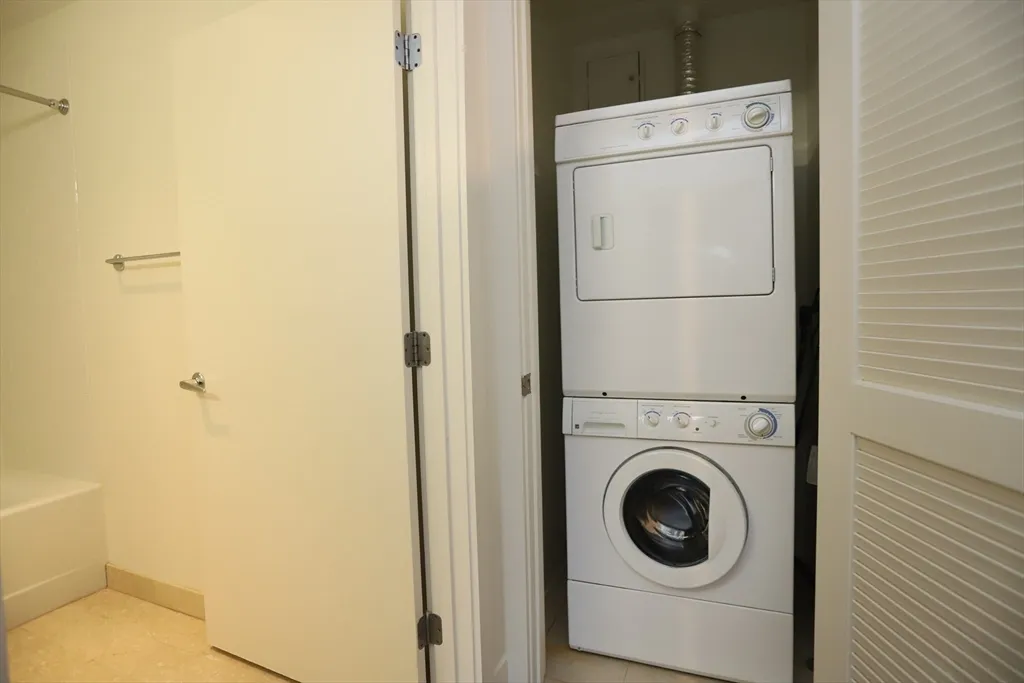 1 bed, 1 bath apartment for rent at 20 Second St Unit 224A, Kendall Square — photo 29 of 34