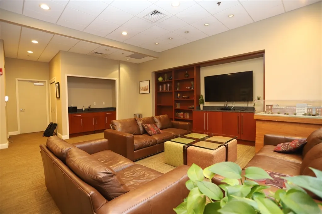 1 bed, 1 bath apartment for rent at 20 Second St Unit 224A, Kendall Square — photo 1 of 34