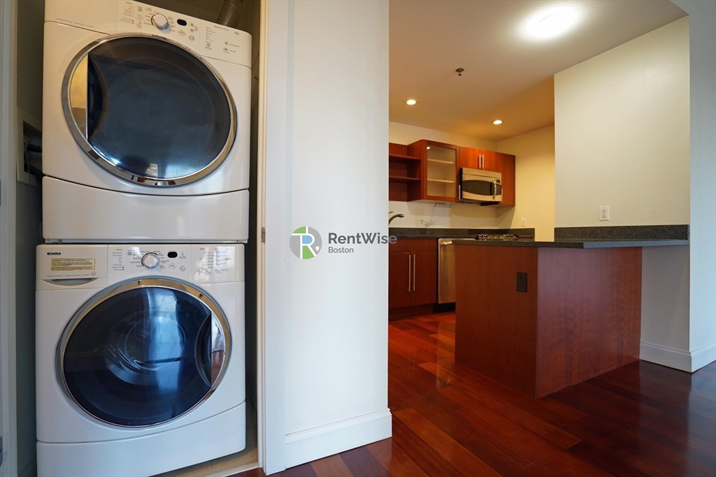 1 bed, 1 bath apartment for rent at 20 Second St Unit 326, East Cambridge — photo 3 of 23