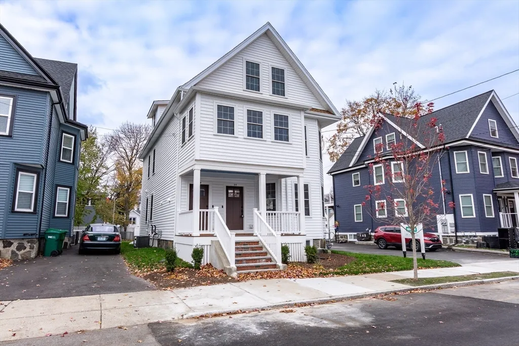 4 bed, 2 bath apartment for rent at 20 Sheridan Ave Unit 20, Medford — photo 1 of 41