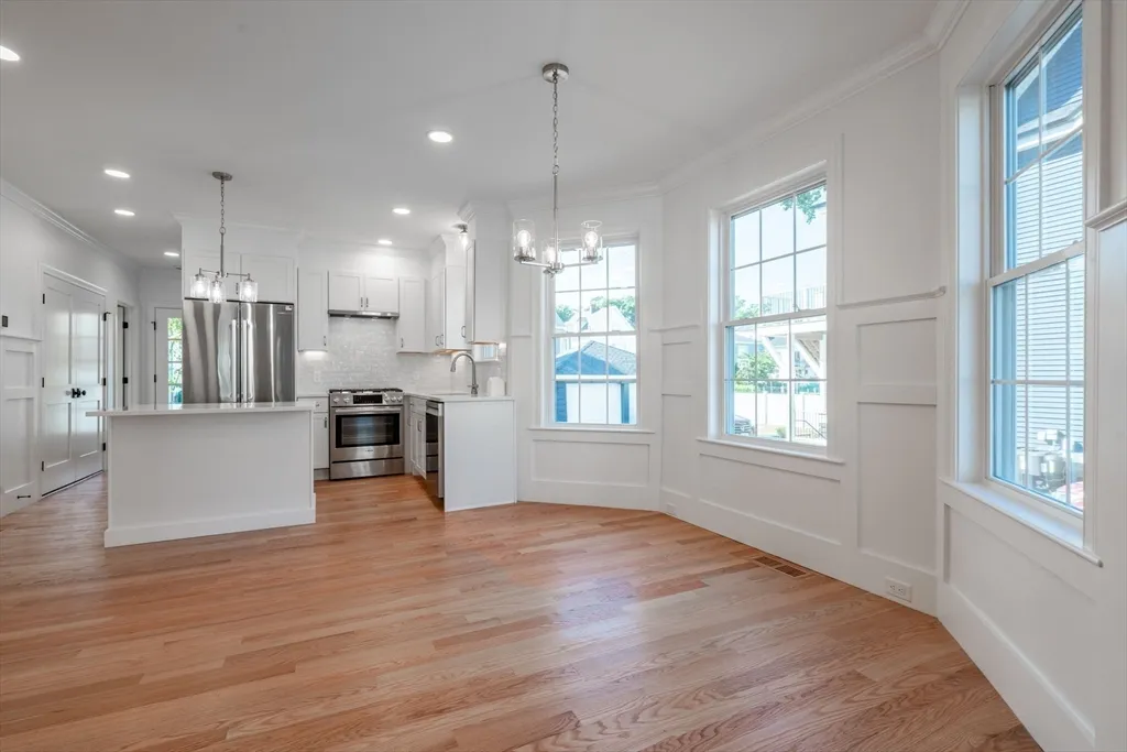 4 bed, 2 bath apartment for rent at 20 Sheridan Ave Unit 20, Medford — photo 13 of 41