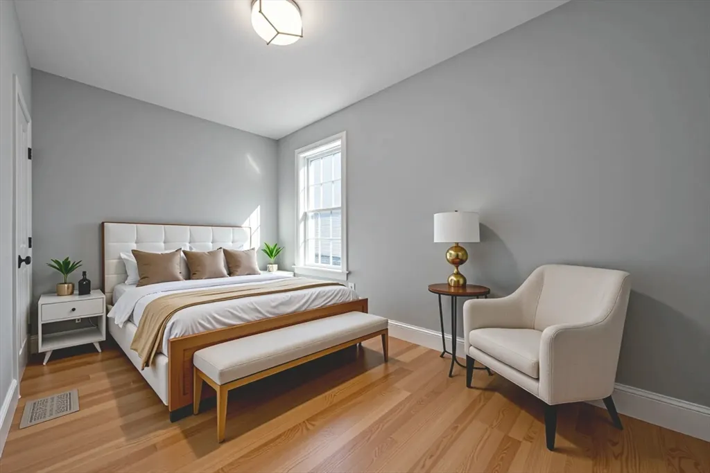 4 bed, 2 bath apartment for rent at 20 Sheridan Ave Unit 20, Medford — photo 12 of 41