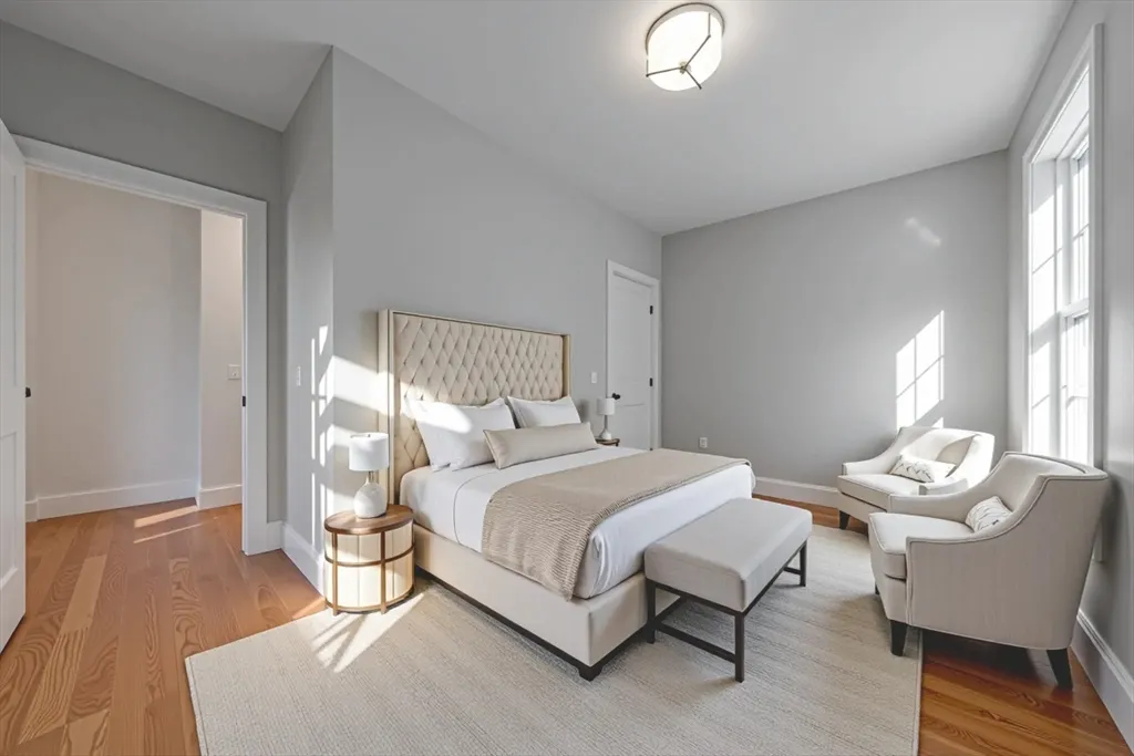 4 bed, 2 bath apartment for rent at 20 Sheridan Ave Unit 20, Medford — photo 8 of 41