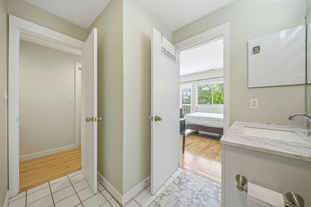 2 bed, 1 bath apartment for rent at 20 Ship Ave Unit 23, Glenwood — photo 26 of 33
