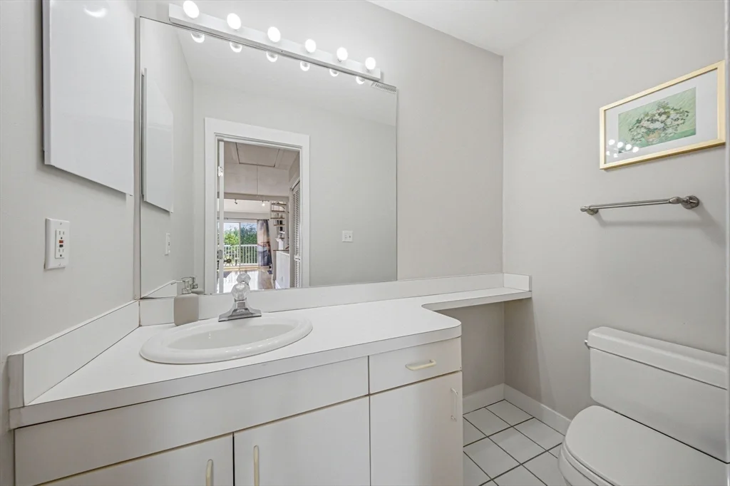 2 bed, 1 bath apartment for rent at 20 Ship Ave Unit 23, Glenwood — photo 29 of 33