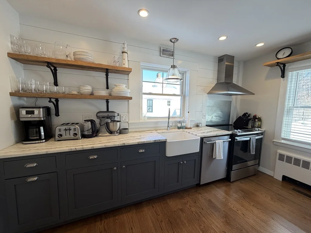 3 bed, 2 bath apartment for rent at 20 Smith Rd Unit SUMMER, Rockport — photo 9 of 26